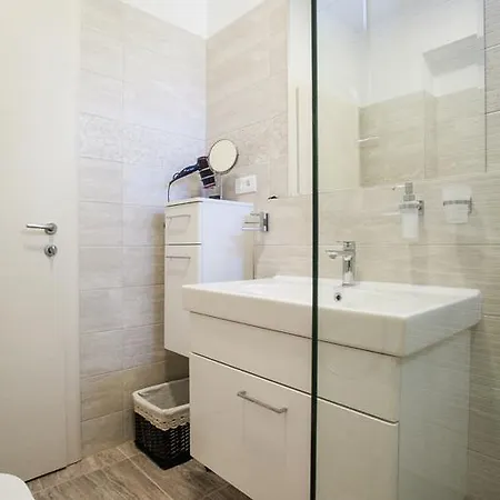 Апартаменти Apartments Sand Beach Спліт