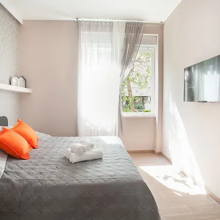 Apartments Sand Beach Апартаменти