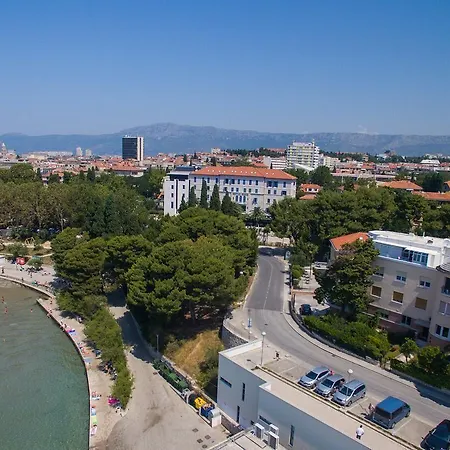 Apartments Sand Beach * Σπλιτ