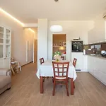 Апартаменты Apartments Sand Beach