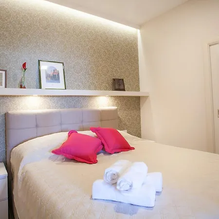 Lägenhet Apartments Sand Beach Split